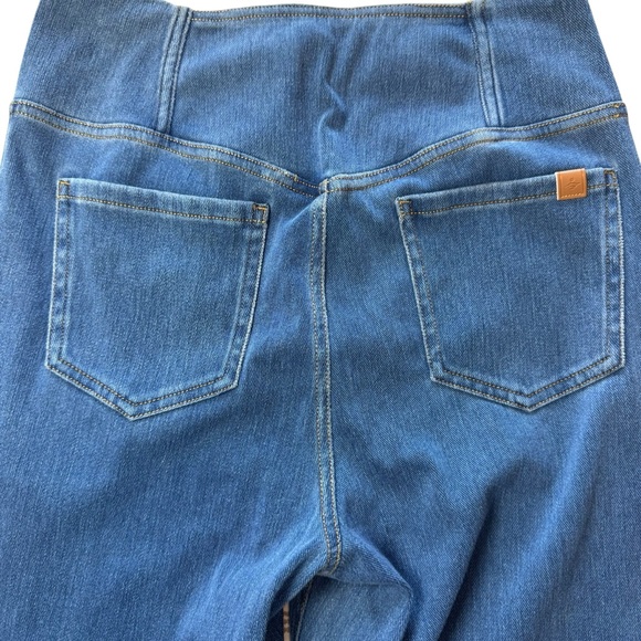 NWT HALARA High Waisted Crossover Flared Small Flex Denim Jeans - Picture 7 of 9